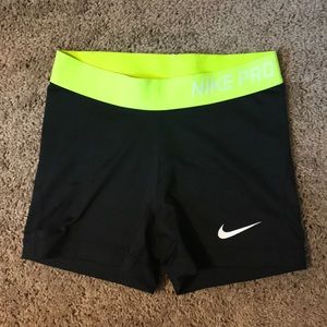 Women’s Nike Pro 3’’ Shorts